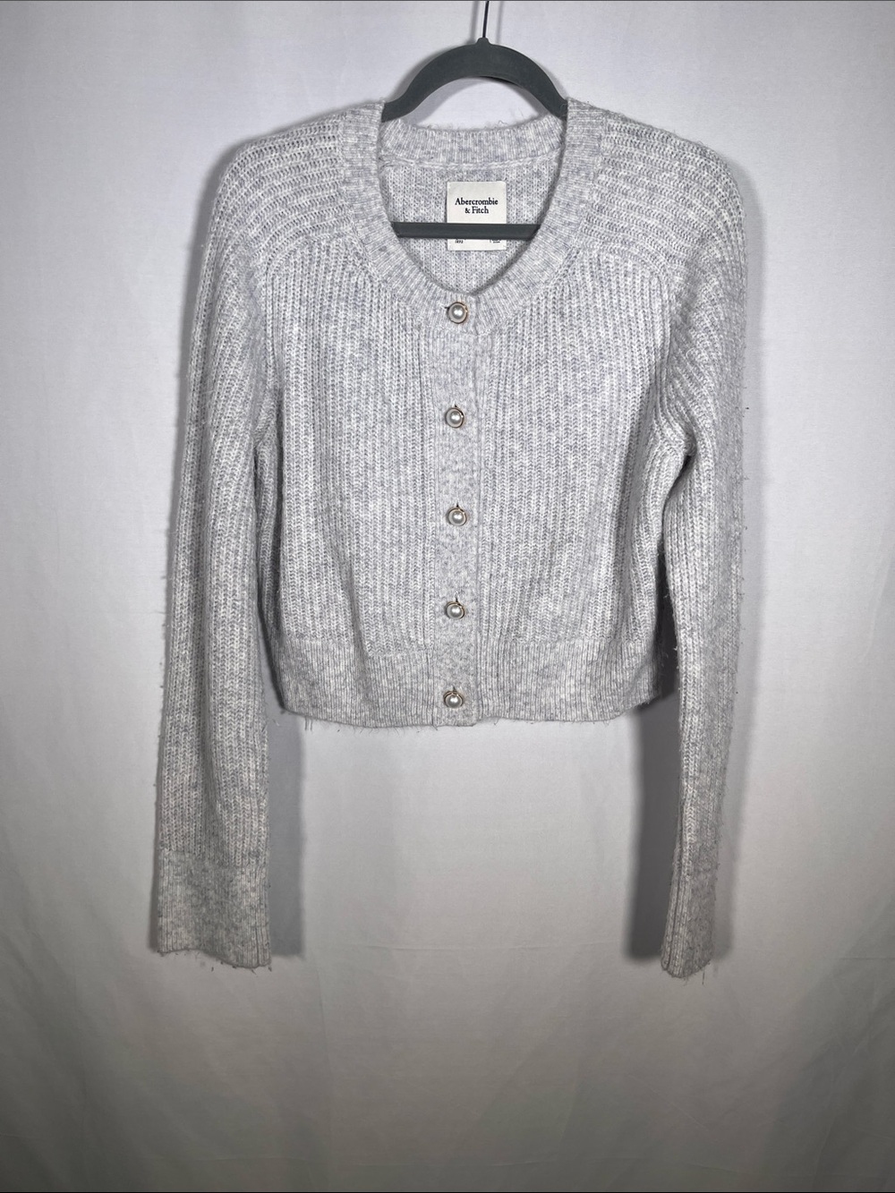 ABERCROMBIE & FITCH WOMENS GRAY PEARL BUTTON CARDIGAN SWEATER MEDIUM